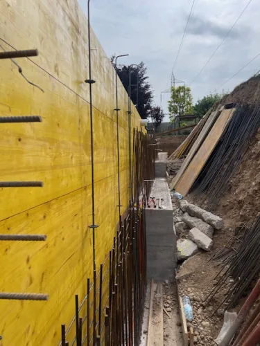 Piscina privata - immagine 6