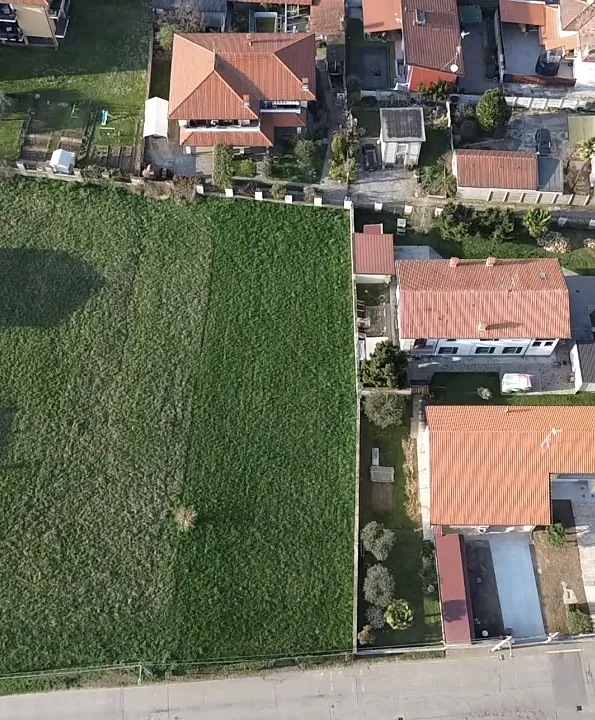 Vista aerea del terreno edificabile per ville singole